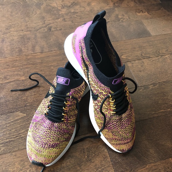 Nike Air Zoom Mariah Flyknit Racer Sneaker - Picture 4 of 6